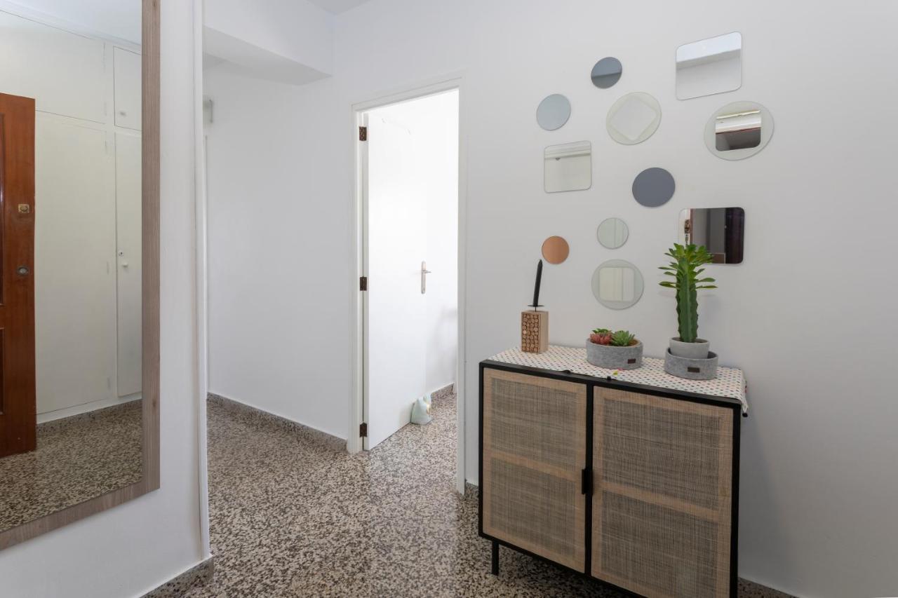 Apartment Chopos, 2 Dormitorios, Frente Al Mar, By Bookindenia Denia